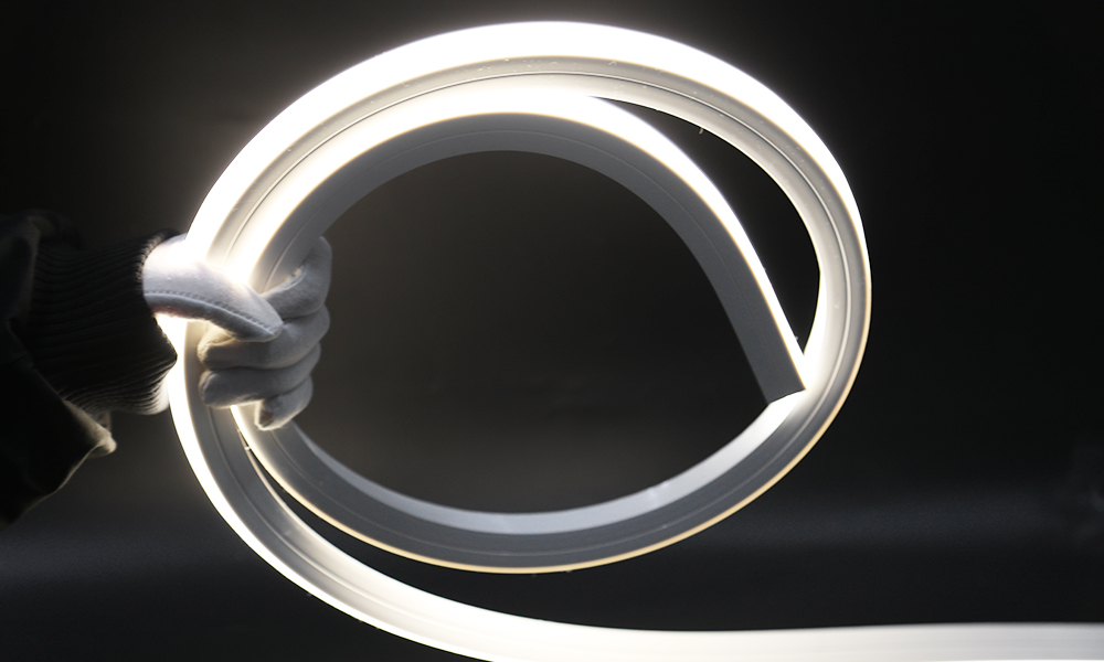 2020 Integrated Side-Emitting Extrusion