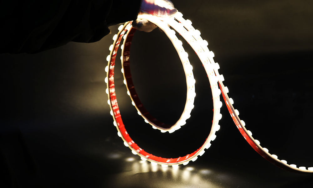 Flexible led wall washer