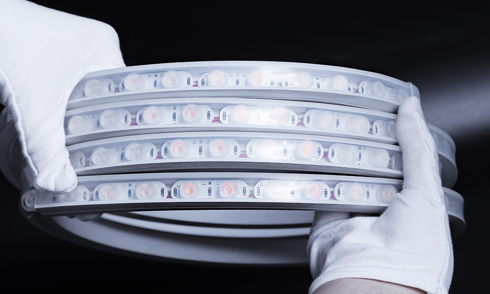 Flexible led wall washer